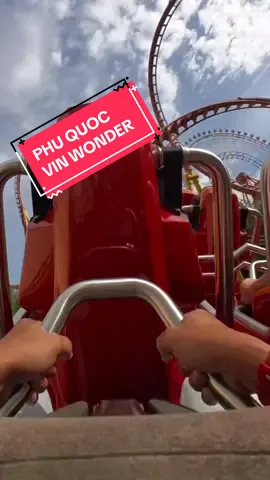 PHU QUOC VIN WOMDER ROLLER ROASTER RIDE  Terima kasih anak anak bagi chance Abi dgn Umi naik skali..   #vietnam #phuquoc #vinwonders #fyppppppppppppppppppppppp #tempatmenarik 