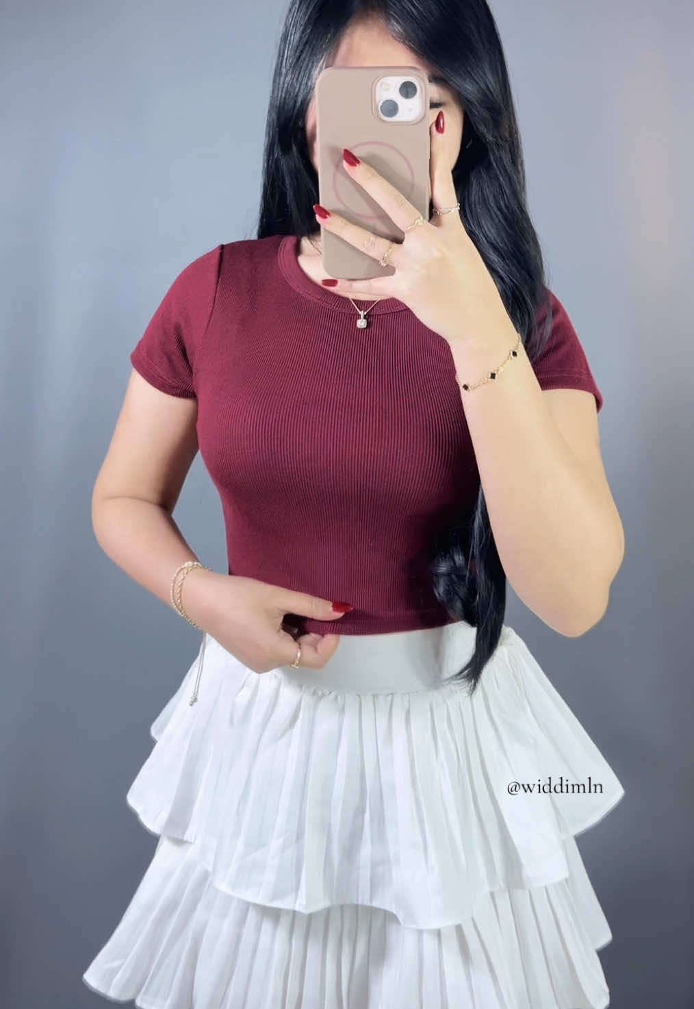 bagus kaaann? sampe aku stok banyak warna croptop by Sweetenia saking cintanyaa, ada size regulernya juga kalo gamau crop. Luv💌🥰 #basictop #knittop #slimfit #croptop #atasanwanita #outfitideas #outfitsimple 