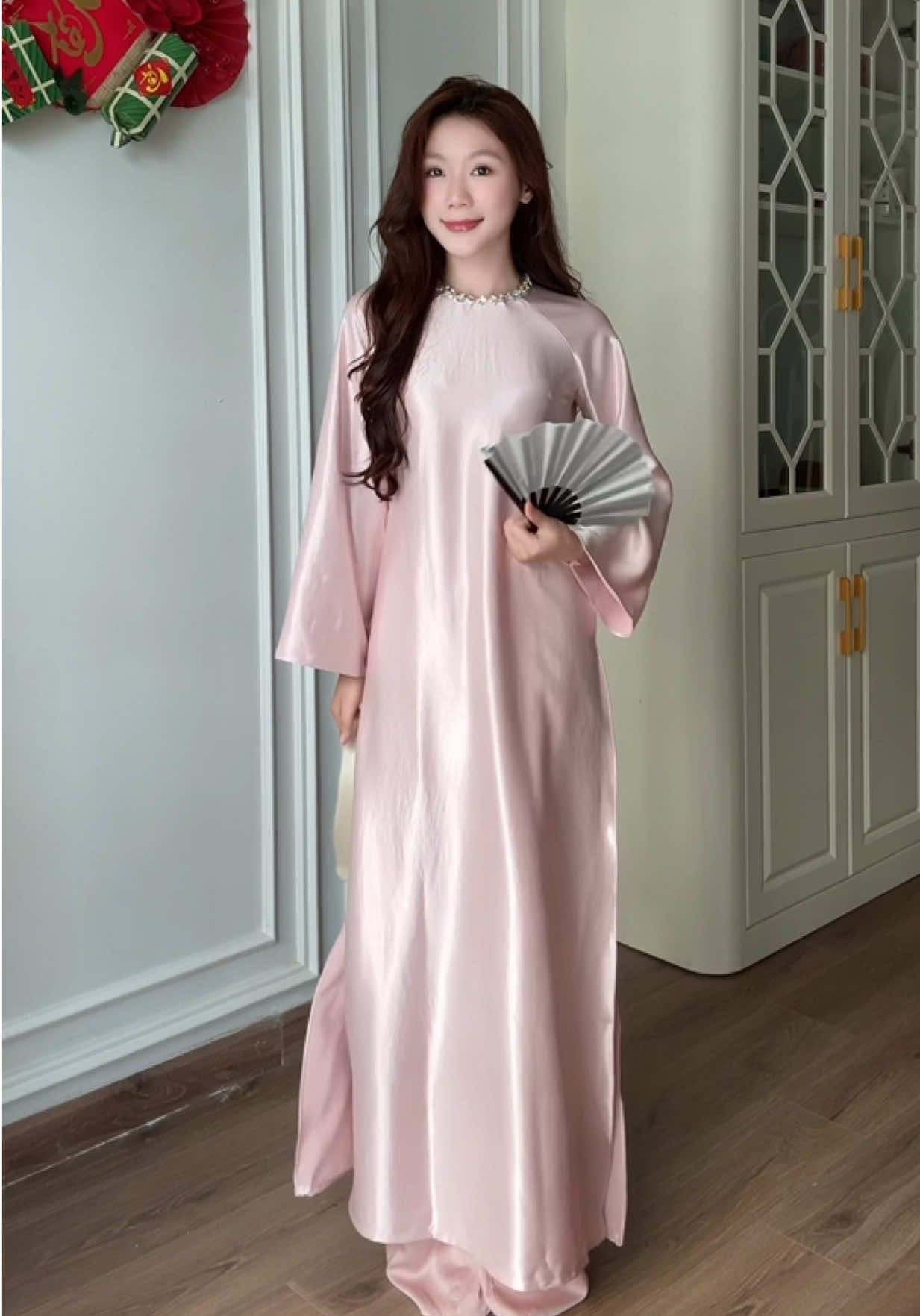 Tới mùa mặc áo dài rui đó, em HA siêu thích mặc áo dàiii ❤️ #xuhuong #reviewaodai #reviewquanao #aodaitet #aodaitruyenthong 