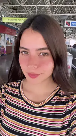 La chica del metro😅😂