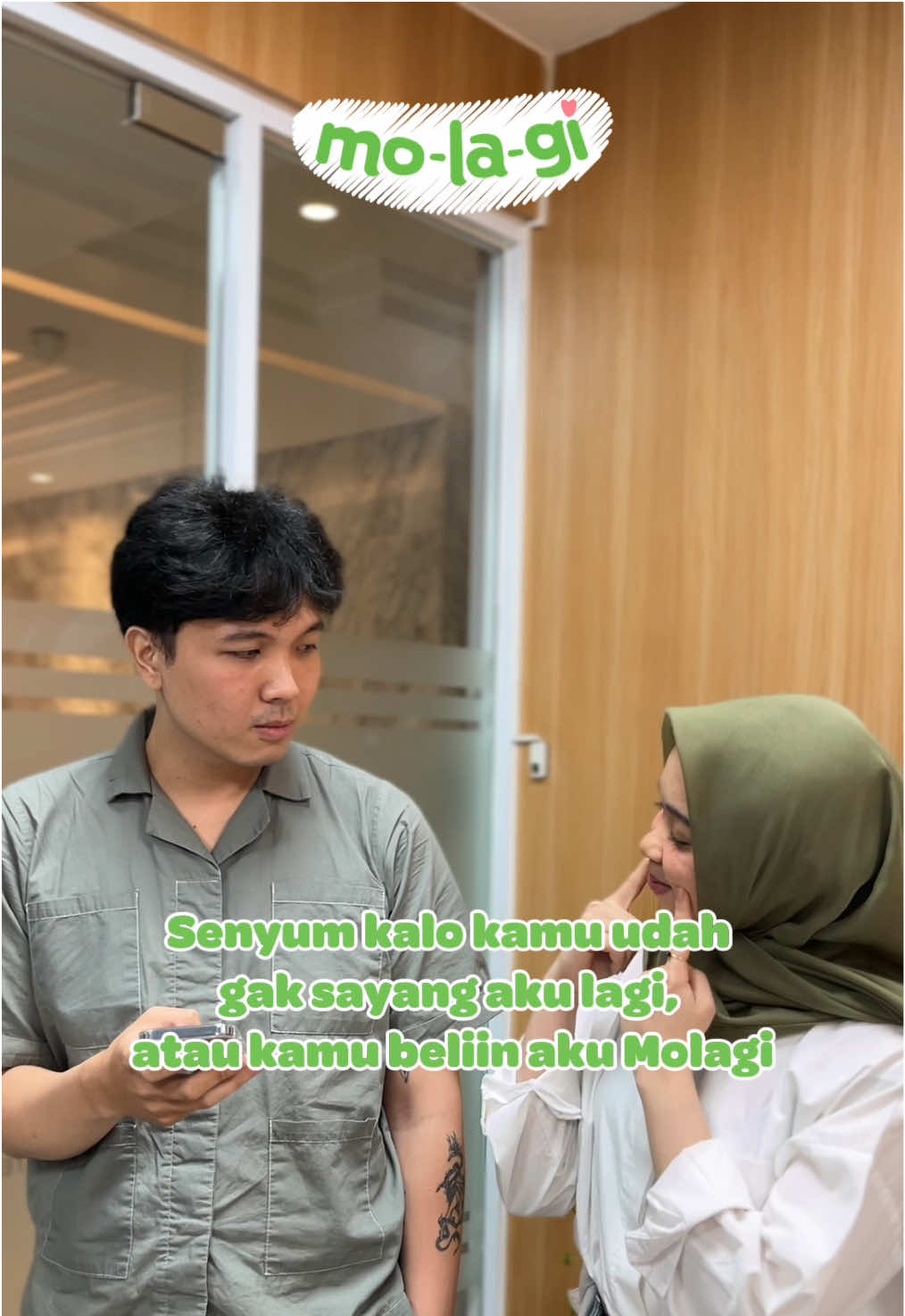 Senyum atau beliin aku Molagi!? 💚 #molagi #molagibites 