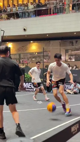 He's good at basketball🥵 #josswayar #josswayarsangngern #fypシ #4upage #basketball #foryoupage#xyzabc 