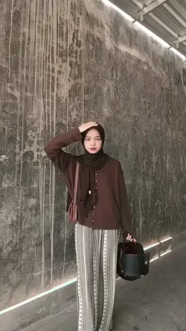 #kulotrayon #hommykulotkallyoutfit #cardiganrajut 