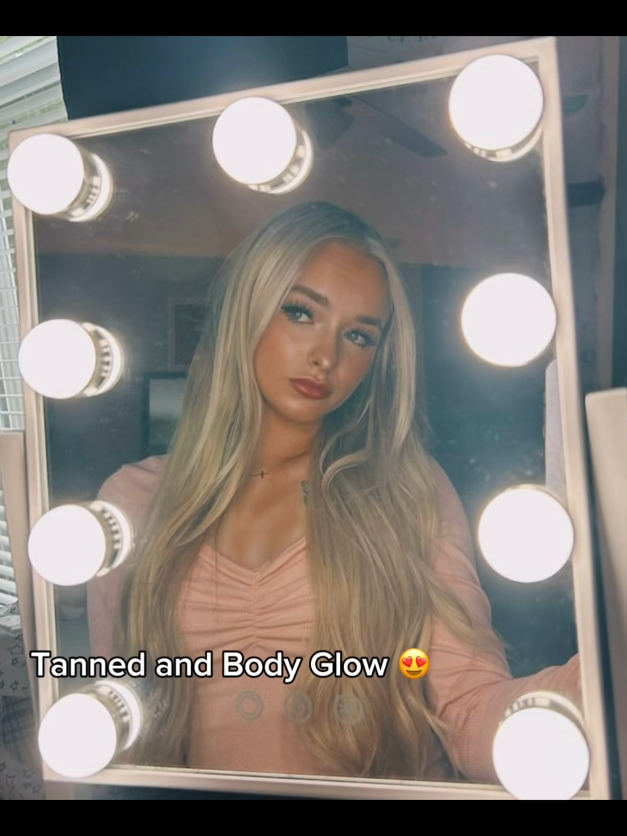 Try AirBrush now, youll love it!  😍😍😍  #airbrushapp #AirBrushPartner  #tan #tanline #bodyglow 