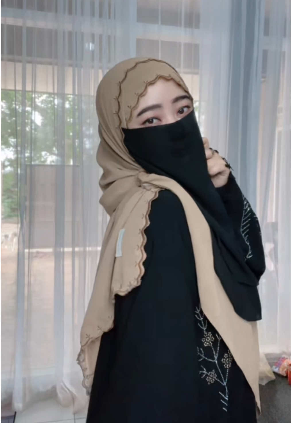Hijab viral #outfithijabstyle 