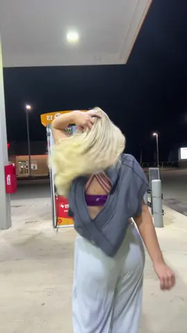 Couldn’t do it right on concrete #viral #gasstation #dance 