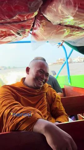 Senyum dan tawa adalah obat ampuh untuk memgusir lelah dalam pelayanan. Kuala Enok Tembilahan inhil Riau. #narasibuddhist #umatbuddha #inhil #riau #indonesia🇮🇩 