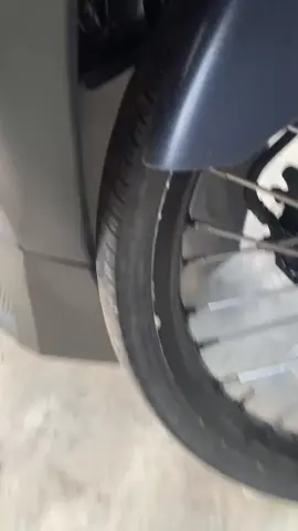 lari ipin lariiii😭😭 #safering17lombok🇹🇭 #safety #vavarioanindonesia #thailanstyle🇨🇷 #variolombok125new 