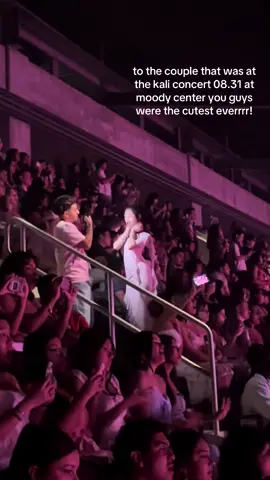 #kaliuchis #concert #moodycenter #sincerlytour #austin 