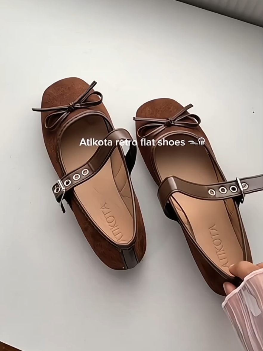 Imagine walking all day in style without sore feet… 👟💕 Say hello to your new everyday flats!