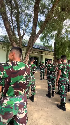 😅😅😱#tniindonesia🇮🇩 #foryou #fyp #lewatberanda #berandatiktok 