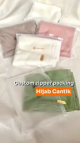 Mau jualan hijab dengan branding sendiri? Sekarang bisa banget bareng Textek.id! 💡 Kenapa harus custom hijab di sini? ✅ Minimal order cuma 5 kodi! ✅ Custom zipper packing yang bikin hijab kamu makin eksklusif ✅ Bisa naikin harga jual dari 30K ke 50K per pcs! 🌙 Momen Ramadhan makin dekat! Saatnya jualan hijab dengan konsep menarik & packaging premium. 📸 Bingung foto & video cantik buat jualan? Tenang, Textek siap bantu! 🤩 🔥 Yuk, buat brand hijabmu sendiri sekarang! Klik link di bio atau langsung DM ya~ #hijabcustom #jualanhijab #textekid  #hijabexclusive #ramadhansale 