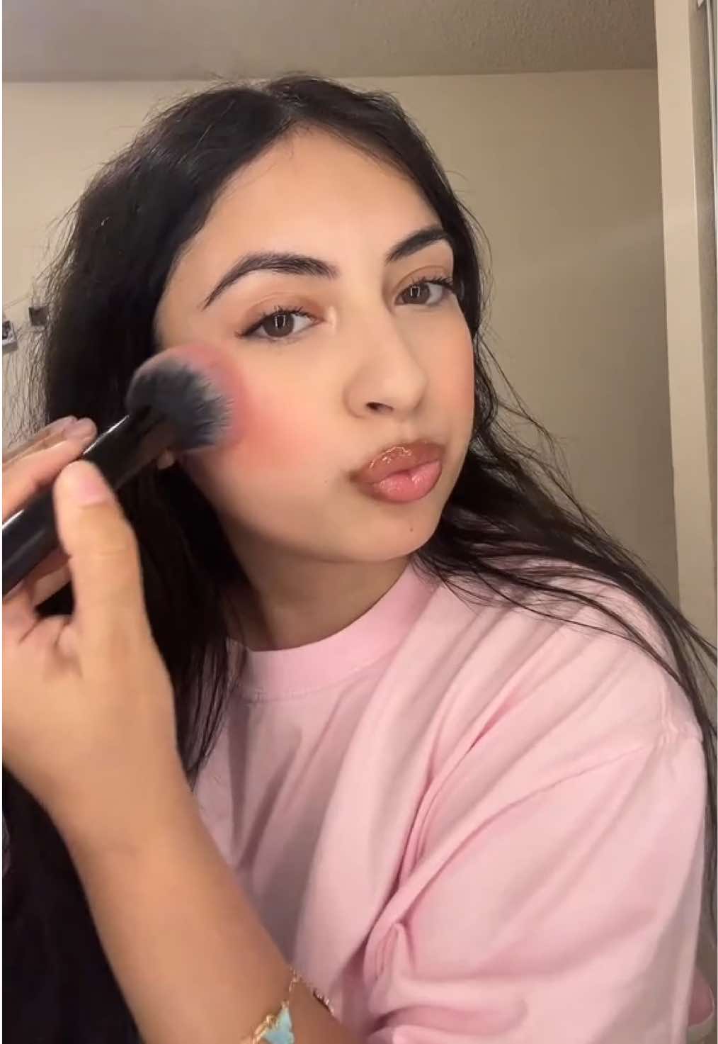 fav blush and highlight combo😚 @Benefit Cosmetics #benefitclubpink 