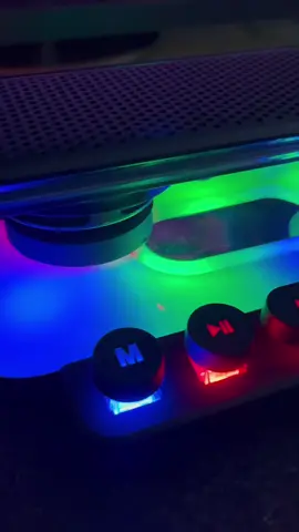 🎵Portable mini Bluetooth speaker with ultra-low bass and HiFi sound quality. #Z6 #Bluetooth 