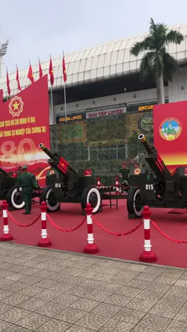 Pháo lễ sẽ khai hỏa vào 6hoo 30 Lúc chúng ta hát quốc ca vào 6hoo 30 phút sáng mai ,tại sân vận động quốc gia Mỹ Đình , mừng quốc Khánh nước cộng hòa xã hội chủ nghĩa Việt Nam 🇻🇳 🇻🇳🇻🇳🇻🇳👏🏻👏🏻👏🏻👏🏻Tuyệt vời luôn cả nhà yêu ơi!