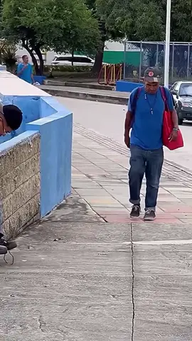 The funny help 🤣