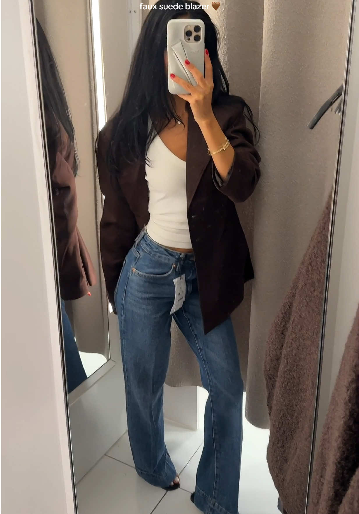 On the hanger vs on me, faux suede blazer 🤎 from Ginatricot 