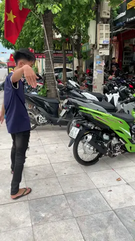 Cũng chặt chặt cho giống 🤣#xh #vario #click #vario125 #vario150 