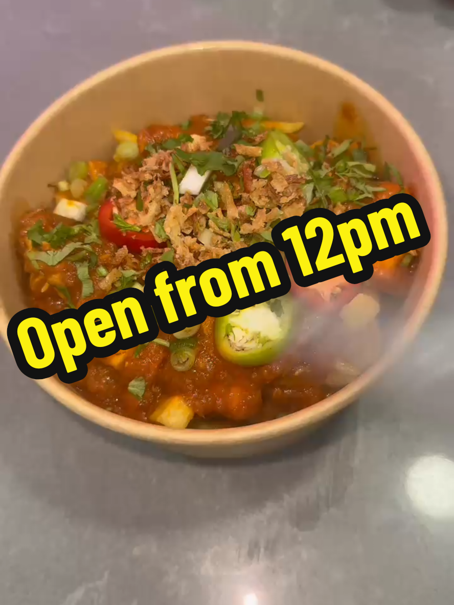 Jack can’t even talk anymore it’s that good 😭😭😭 #currypot #walkden #nowopen #fyp 