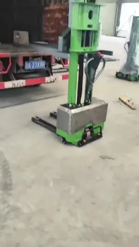 Hyder remote control automatic self-loading stacker#forklift #truck #factory #supplier #stacker #hyderforklift 