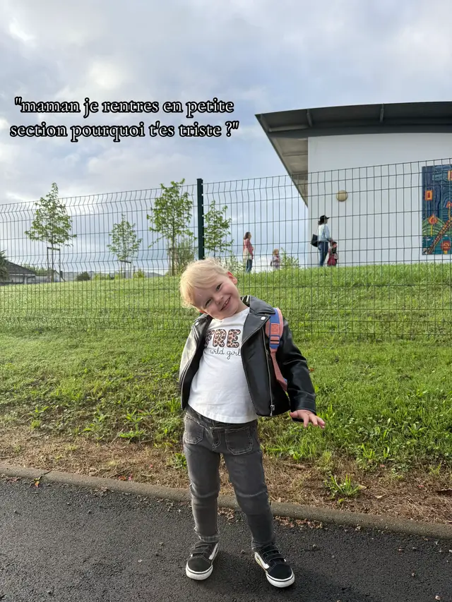 Elle grandit trop vite, mon petit bébé 🥹 #baby2022 #rentree #petitesection #fiere 