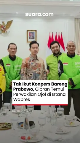 Gibran dan para perwakilan ojol ini berbincang sambal menikmati kudapan makanan dan minuman di sebuah meja. Mantan Walikota Solo tampak sesekali menganggukan kepalanya seperti sedang mencermati aspirasi dari para ojol tersebut. Pertemuan ini disebut-sebut juga membahas kelanjutan kasus Affan Kurniawan, seorang driver ojol yang tewas dilindas mobil Brimod pada 28 Agustus 2025. Belum ada keterangan resmi dari pihak Sekretariat Wakil Presiden mengenai hasil pertemuan ini. #wapres #wakilpresiden #wapresgibran #gibranrakabuming #ojol #affankurniawan #justiceforaffan #affandibunuhpolisi #news #suara