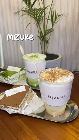 Sweet escape is finally here! Sekarang @mizuke sudah bisa kamu nikmati langsung dine in di Pasar Segar, Jalan Pengayoman Makassar. Ada pilihan tiramisu classic, tiramisu matcha, hingga minuman tiramisu creamy latte dan soft milk matcha. Untuk kamu yang ingin bawa pulang, tersedia juga whole box tiramisu untuk take away!  #fyp #makassar #mizukeid #tiramisu #food   