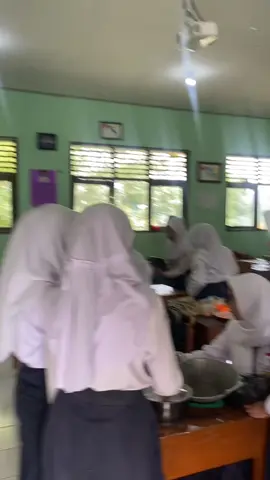 pov:mbgg gaa datengg😭😭 #smp4majenang #fypage #masukberandafyp #spenfourma #xbyzca #ixaasikk😋 