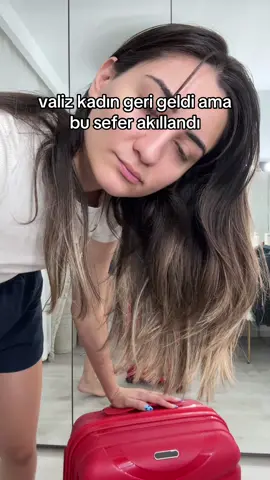 hazırlanın kıpsıra gideriz..(bu video gecenin 1.30unda çekmiştim valiz sonrası hemen bayıldığım için yeni atıyorum) reklam*yok. #keşfet #fyp #fyppppppppppppppppppppppp #Vlog 
