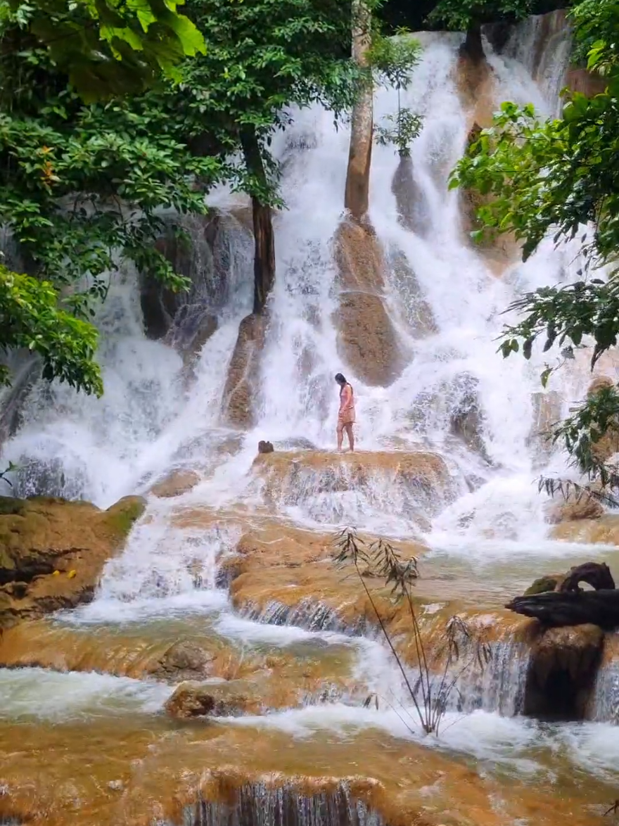 น้ำตกไดช่องถ่อง☘️💚น้ำตกลับๆ🍃🌱 คุ้มมากกับการเดินทางสวยงามมาก🌴หายเหนื่อยเลย #น้ําตกไดช่องถ่อง #กาญจนบุรี☺️💖  #เที่ยวน้ําตก #เที่ยวหน้าฝน #ธรรมชาติบําบัด 