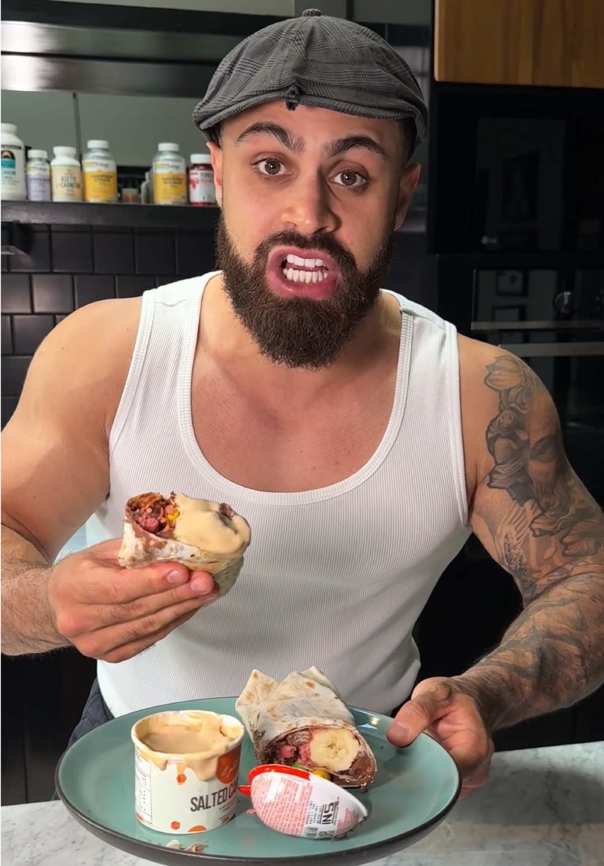 Шаурма на 1 сентября ! Отправь всем однакоасникам и их родителям ! #джавид #рецептынакаждыйдень #1сентября #десерт #сладкаяшаурма 