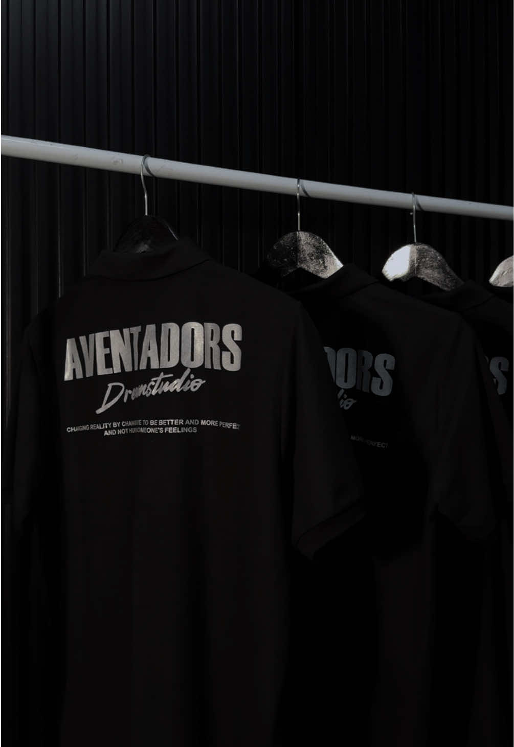 restok aventadors yang kalian cari!