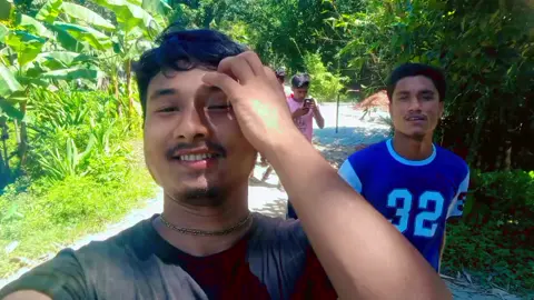 ওই শাশার ভয়েস দিব,,,,,,😁😁😁