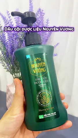Dầu gội dược.liệu nguyên vương #nguyenvuong #daugoithaoduoc #daugoiduoclieu #daugoinam #xuyxinhxanne 
