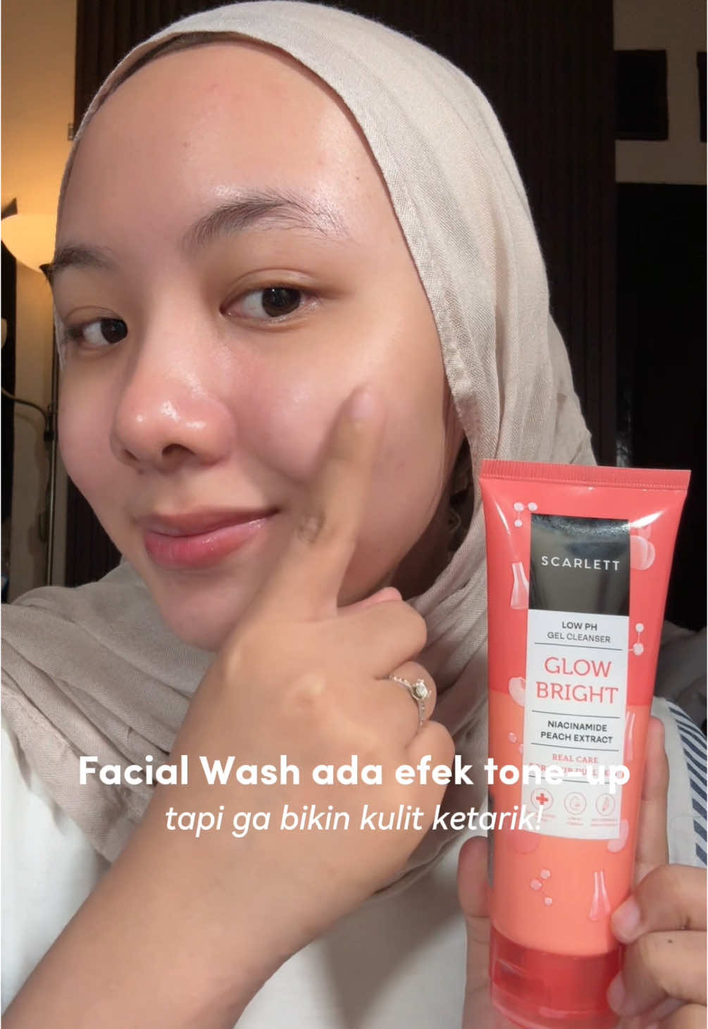 facial wash sebagus ini beneran wajib bgt dicoba, low ph dan non sls jugaa #facialwash #scarlettfacialwash #skincare 