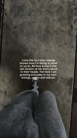 Everyday I’m growing, learning and understanding more and more. But silence is the key to it all.😴 #relatablequotes #motivationalquotes #quotes #lifequotes #deepquotes 