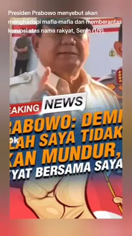 Presiden Prabowo menyebut akan menghadapi mafia-mafia dan memberantas korupsi atas nama rakyat, Senin (1/9). #president #prabowo #dpr #korupsi #kpk 