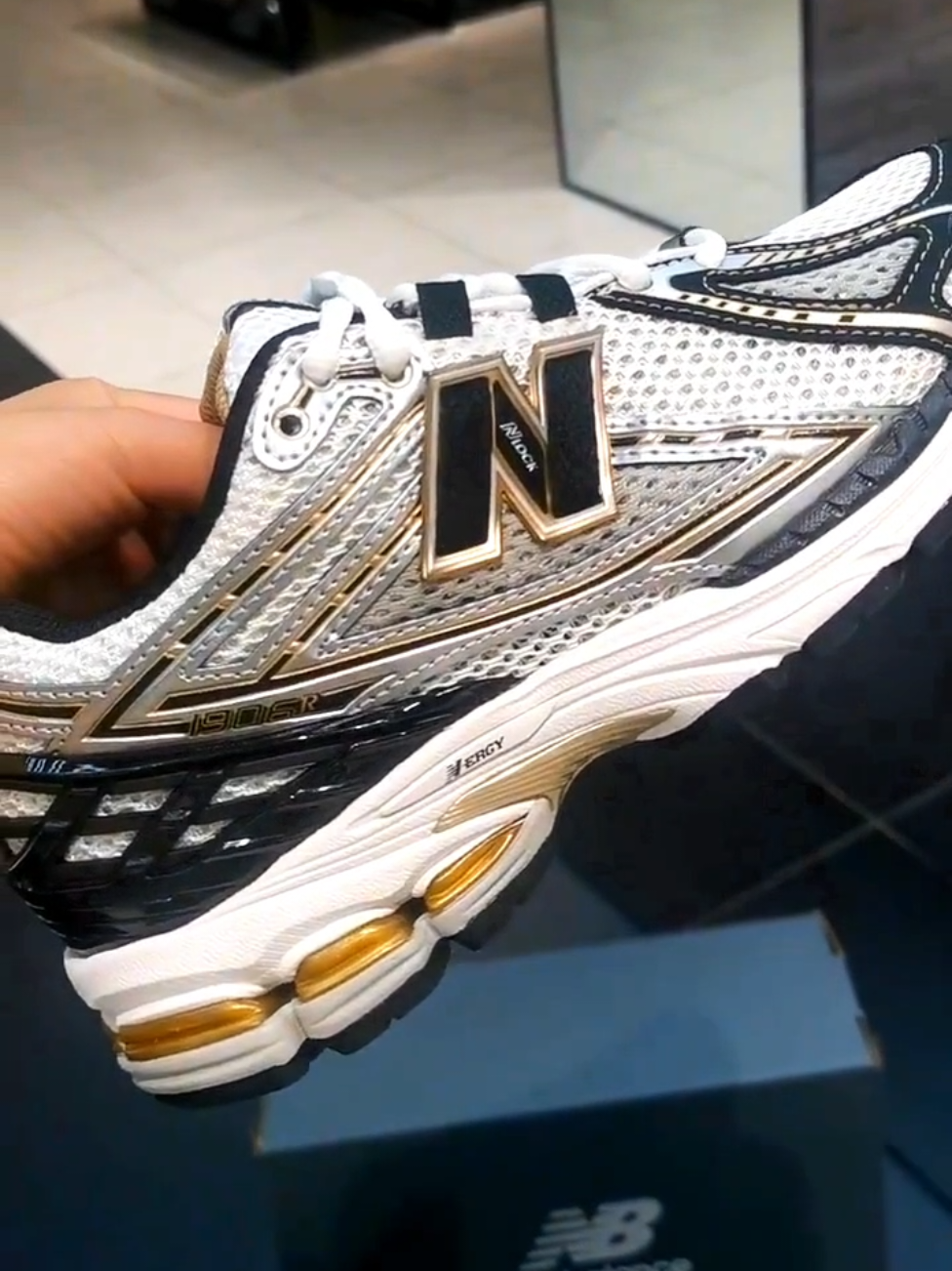 New Balance 1906R White Metallic Gold #newbalance #newbalance1906r #1906r #fyp #fyppppppppppppppppppppppp 