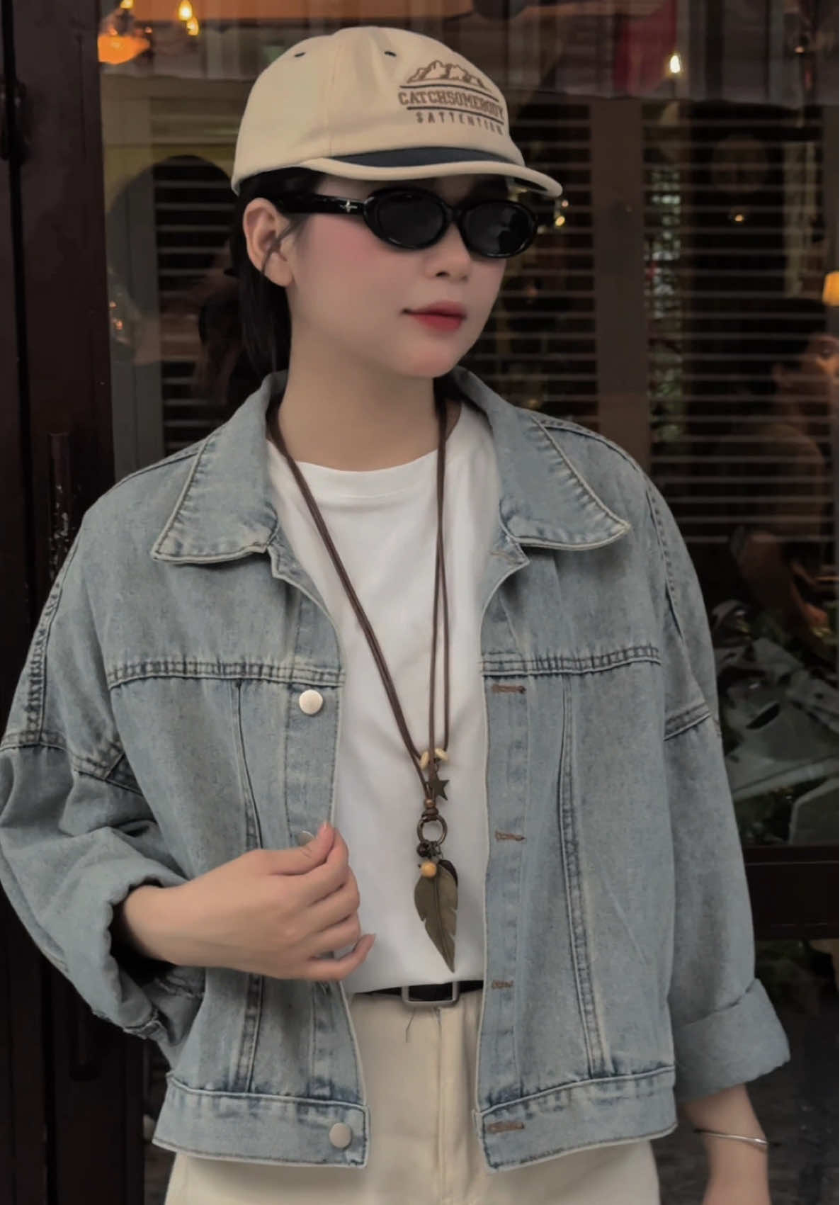Mùa này không mặc áo khoác jean thì đợi mùa nào nữa 💃#xuhuong #tiktok #viral #laiphuong2502 #aokhoacjean 