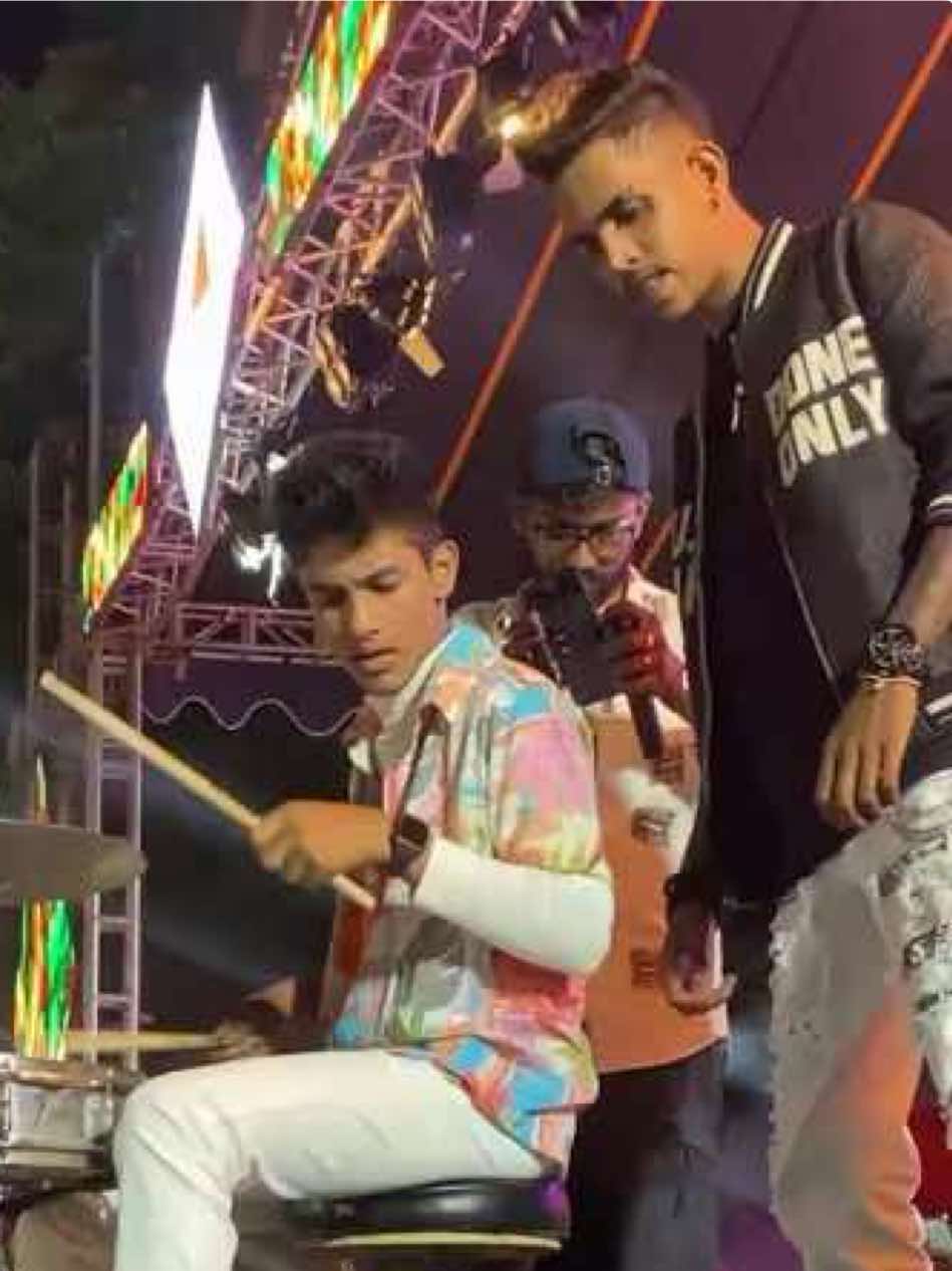 Rush අයියගේ ජීවිතේ කොටසක් උන තැන දෙවනි වතාවටත් මට ඉඩක් ලැබුනා Thank you @Sirasa@Sirasa TV @BEJI LIVE MUSIC BAND 