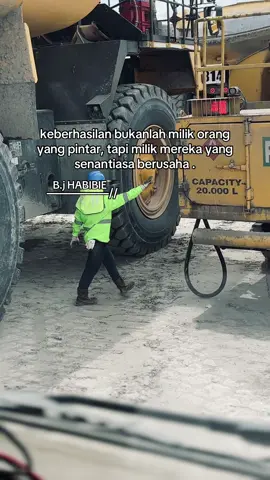 #tambangbatubara  #fypage #storytambang#fueltruck 