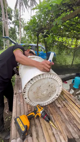 Simple Rainwater Collector Build – Recycle & Reuse! #RainwaterHarvesting #DIYProjects #fyp #GardenHacks #RecycleAndReuse