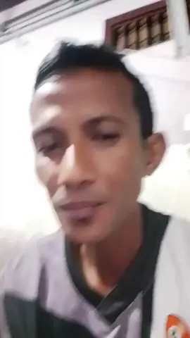 #padahariini kumpul keluarga besar derok Masin lelowai tgl 16 adik kita aboni nikah kemudian juga ada adik kita juga dari halilulik apner nikah tgl 23...slamat buat 2 pasangan ran naitimu oan...salam foho ran👏👏👏👏ran naitimu oan kaer liman hiti malu iha emarai🤝🤝#fyppppppppppppppppppppppp 