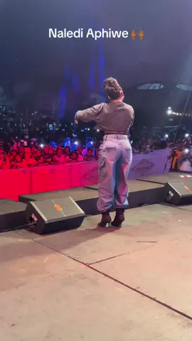 Naledi Aphiwe’s performance at kota festival 🔥🔥🔥🔥🔥🔥 #nalediaphiwe #fyp #kotafestival #teepeezus  @naledie 
