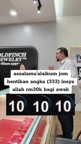 Kita test lagi sepasang suami isteri dan lihat samada menang gift atau tido luar..haha enjoy guys..#shaaridiamond #ep2 #luckycouple #diamondchallenge #fypシ゚ #cikgushaari #fyp #foryourpage #instagram #sesimelawat #reel #instareels #reelsoftheday #facebook #FacebookPage #facebookviral #facebookvideo #facebookreel #fypシ゚viral🖤tiktok☆♡🦋myvideo #toktikmalaysia #infomalaysia  #lewatberandamufypシ゚viraltiktok #fypagetiktok #toktikmalaysia #reelsoftheday #myvideo #lewatberandafyp #viralvideo #foryourpage #cikgushaarixox #shaaridiamond #bahagiacaracikgushaari #xox #challenge #rezekitukkorang 