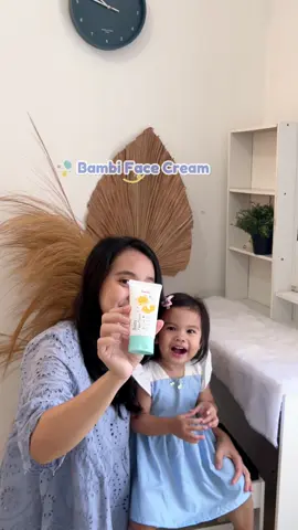 Tim gapernah skip berikan face cream ke sikecil dengan Bambi Face Cream @Bambi Baby  #bambifacecream #bambibaby 