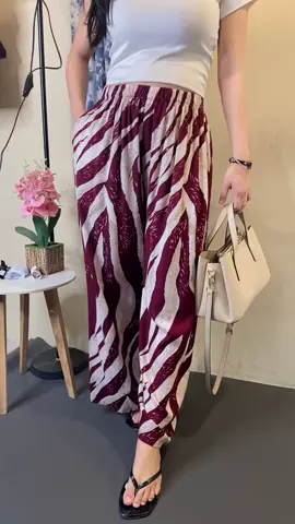 CELANA HOMMY MAROON CAKEP POL #celanahommy #kulothighwaist #kulotjumbo #kulotrayonpremium 