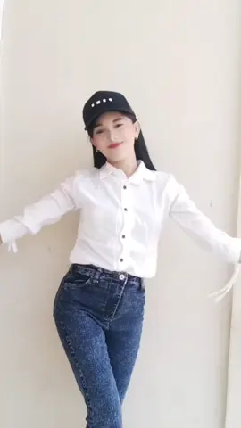 #istriidamansuamiku♥️♥️♥️ #pecintabollywood🇮🇩🇮🇩 #bollywoodsong #fypシ #fyppppppppppppppppppppppp 