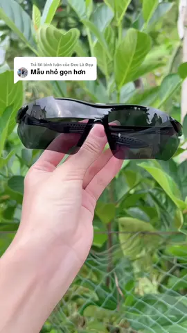 Trả lời @Đeo Là Đẹp mẫu này bán khá tốt  🕶 Kính râm thể thao cao cấp – bảo vệ mắt tuyệt đối, phong cách đỉnh cao ✅ Chống bụi, chống tia UV, ôm sát khuôn mặt ✅ Phù hợp cả nam và nữ, đi xe máy hay đạp xe đều siêu chất ✅ Gọng nhẹ, đeo lâu không đau tai 🔥 Hàng đẹp – lên form cực ngầu – ai nhìn cũng phải ngoái lại!#kinhram 