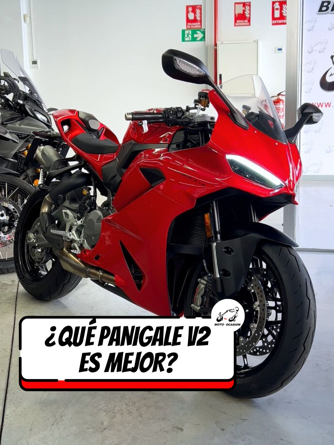 🚨 DUCATI PANIGALE V2 🚨 . . #ducati #panigalev2 #sport #r #moto #motoocasion